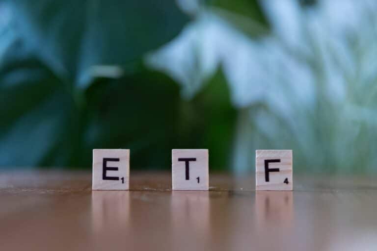 Investir en ETF en 2026 : ce que cache la mécanique interne d&rsquo;un TRACKER